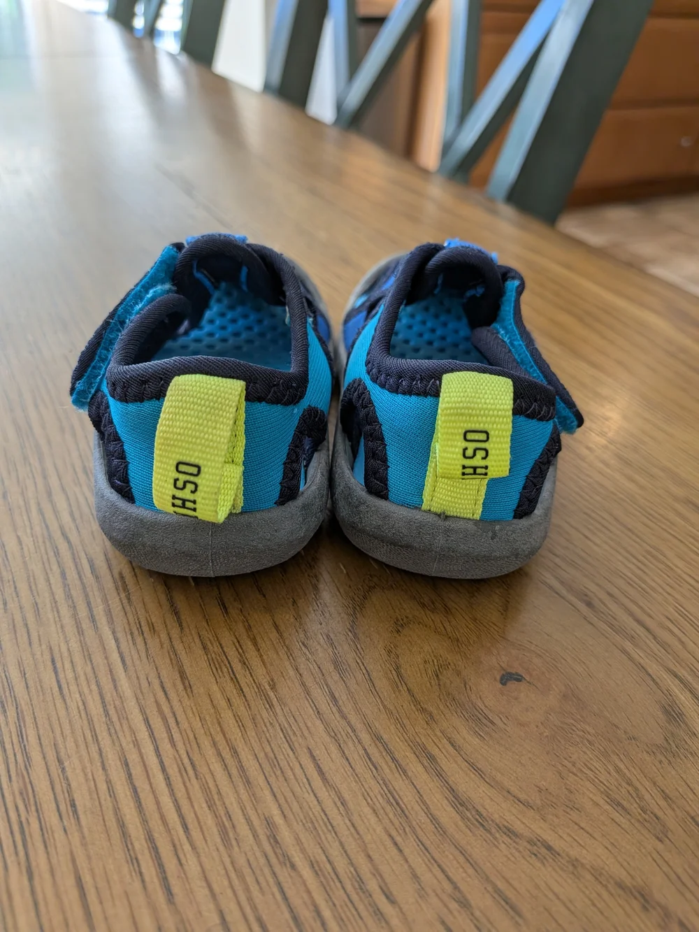 OshKosh B'gosh Kids Water Shoes , Toddler Sz. 5